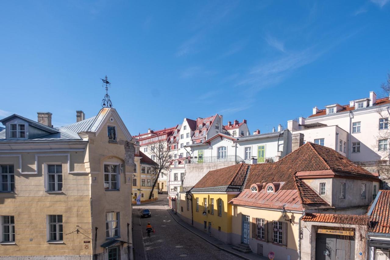 Old Town Studio Apartment - Uus Street 24 Таллин Экстерьер фото